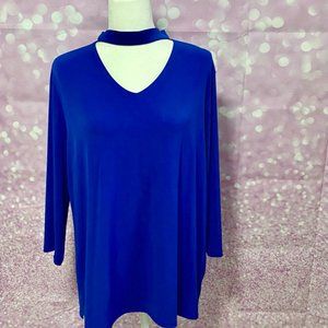 Chico's tunic with choker style neck and back zipper